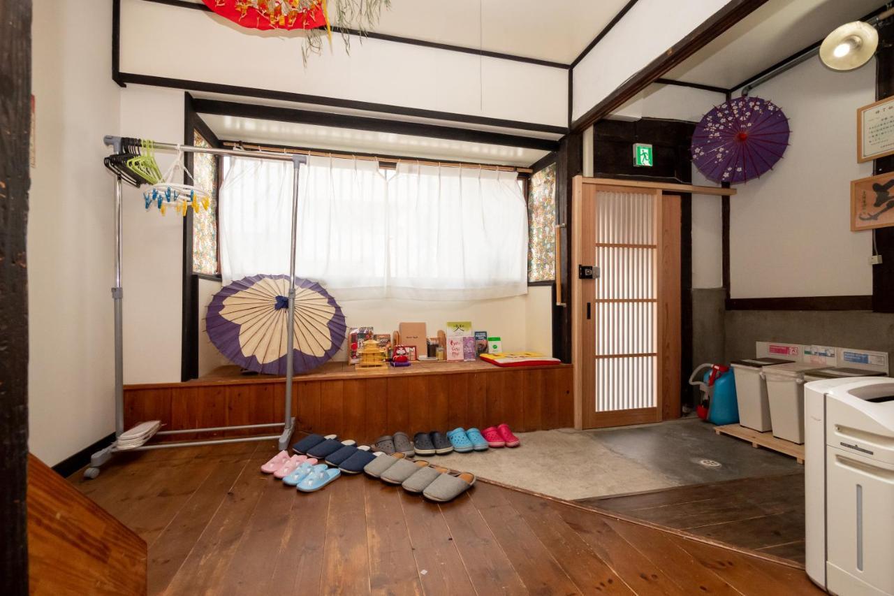 Guesthouse Oneworld Shijo四条京町屋 Kyoto Luaran gambar